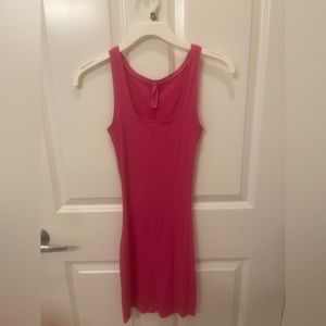 SOFT LOUNGE MINI DRESS | HOT PINK × 1
HOT PINK / M
